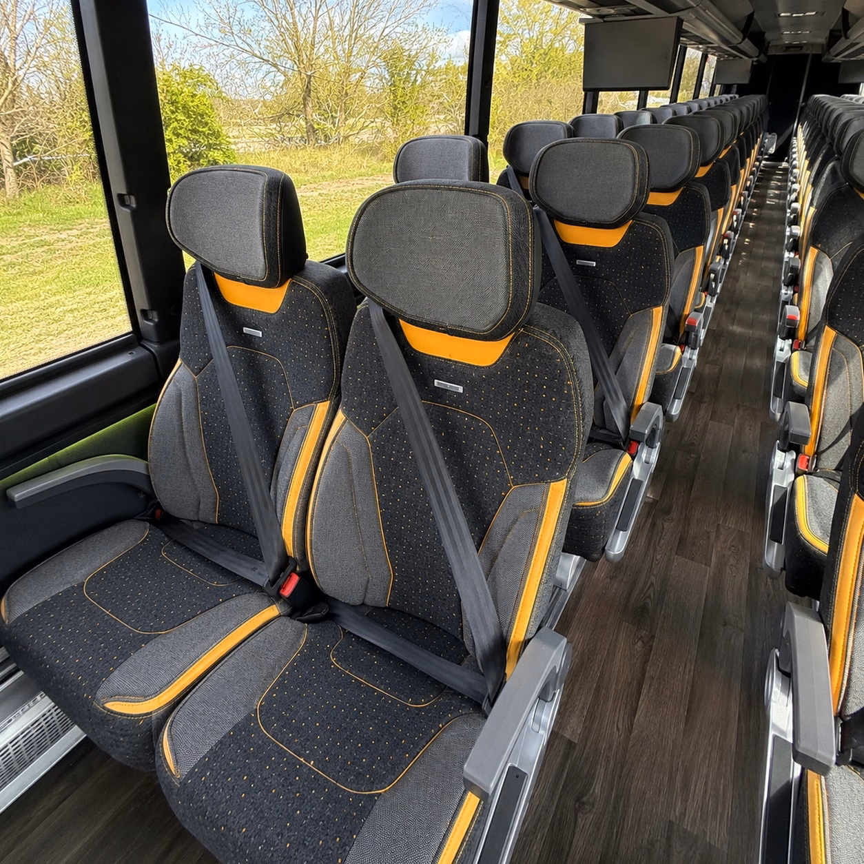 charter buses for jurupa valley school trips to the inland empire and beyond