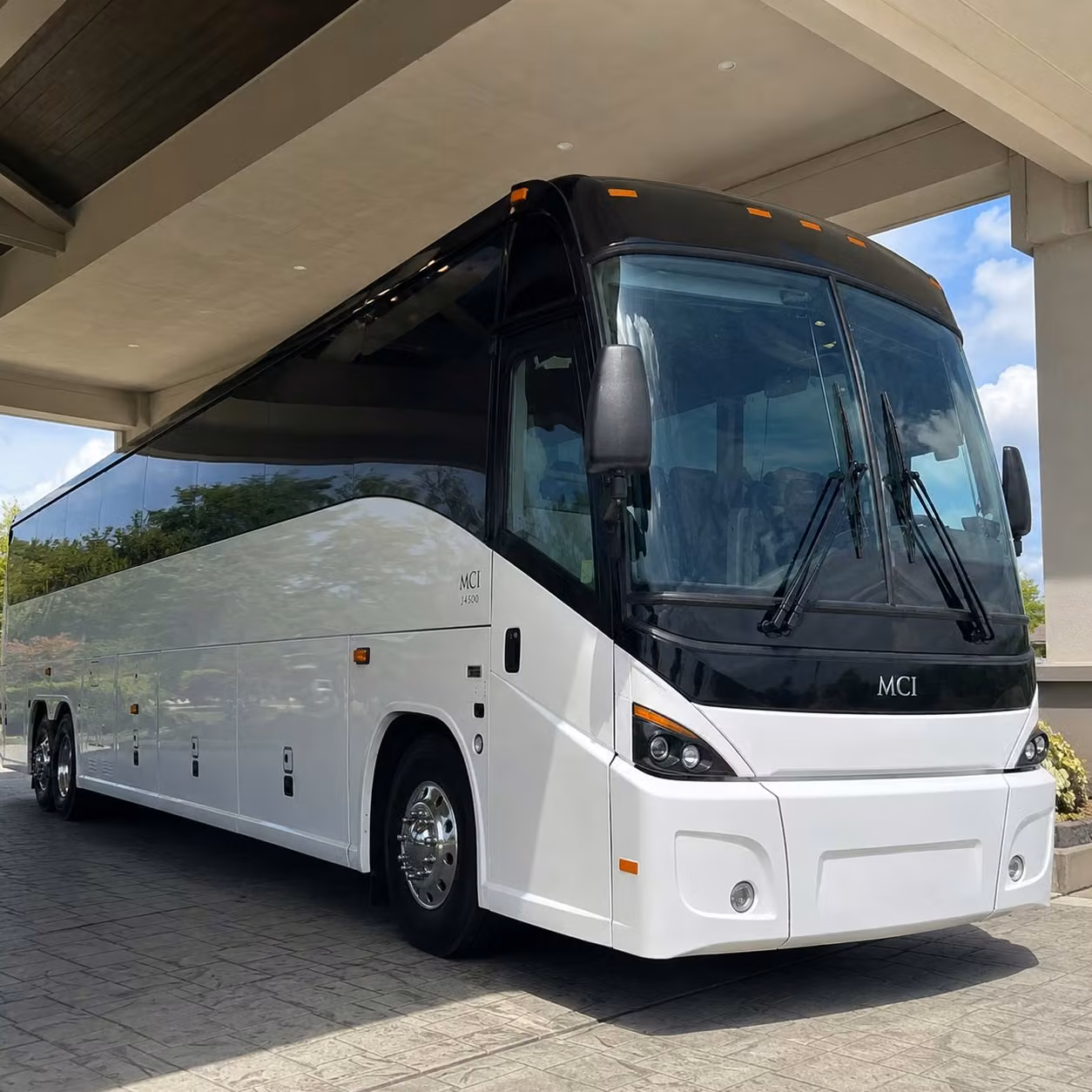 cross county employee commuter shuttles from jurupa valley