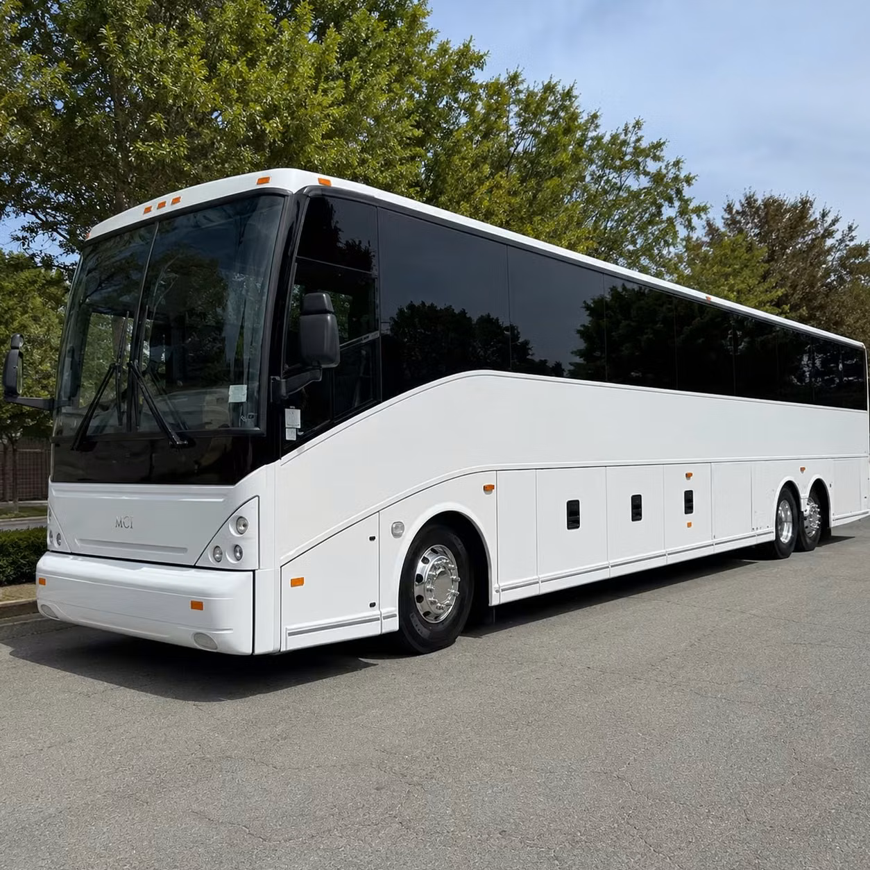 for quick and easy access to john wayne airport a minibus from jurupa valley gets the job done