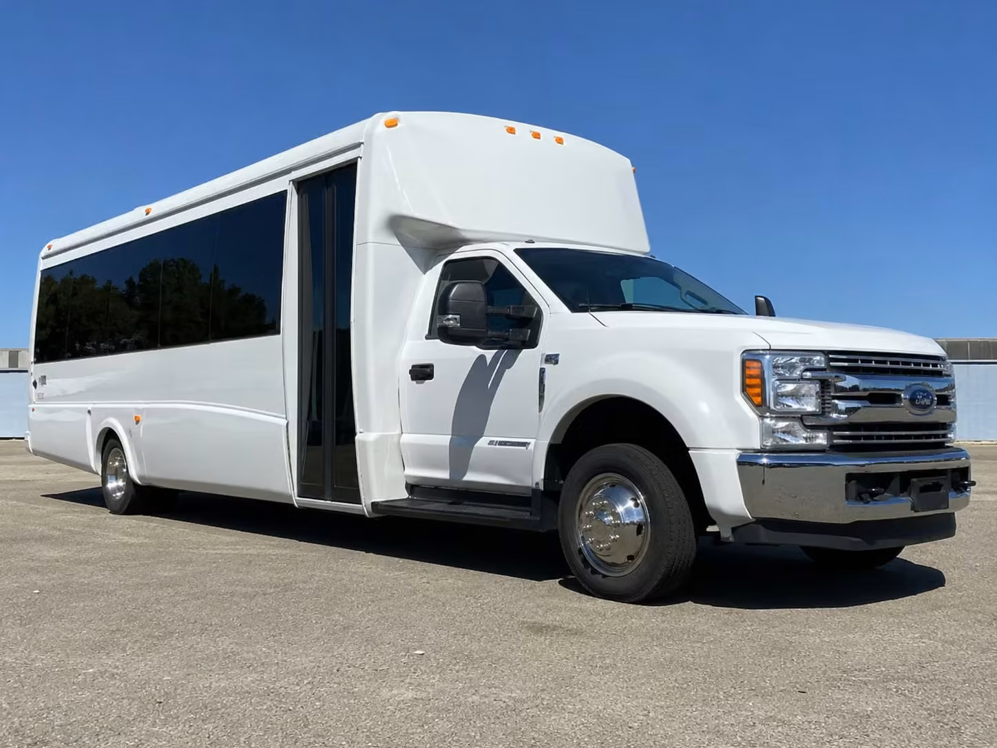 jurupa valley wedding shuttle services bus rentals